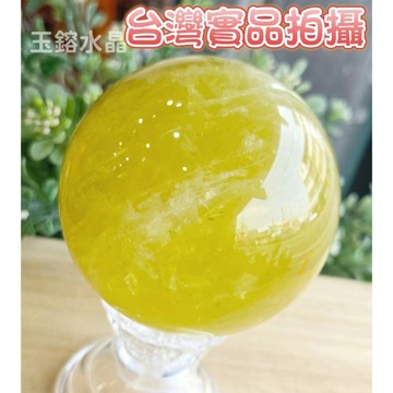 玉鎔水晶-天然彩虹光黃水晶球77.7mm 實品拍攝台灣現貨 黃水晶球 黃晶球 黃水晶球折射彩虹光 彩虹黃水晶球 黃水晶