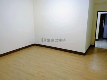 大社社區型透天#金龍市場#地下車庫#裝潢37213｜高雄市大社區金龍路