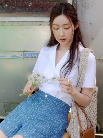 Soft V Neck Short Sleeve Top