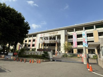太原車站前後臨路大地坪透天（專任）｜台中市北屯區三光巷