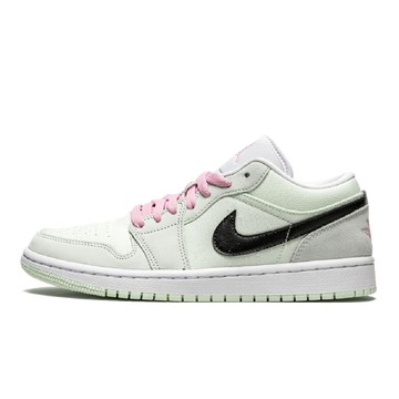 WMNS AIR JORDAN 1 LOW SE BARELY GREEN