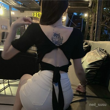 [限時特賣]短袖上衣 短版上衣 辣妹上衣 女士時尚性感緊身露臍露背綁帶上衣夏小心機設計感大領口短袖T恤
