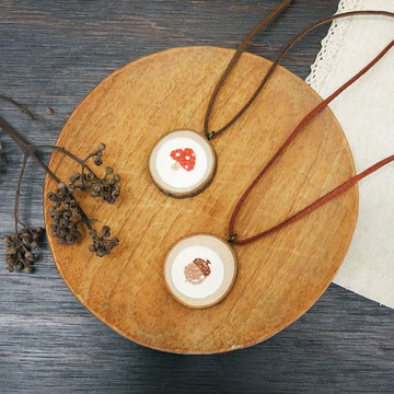手工 刺繡 橡果 項鍊 別針