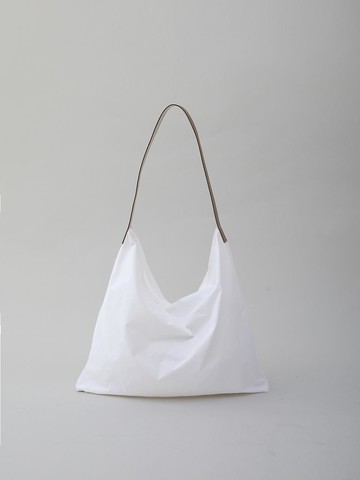 Cloud Bag (Snow White)