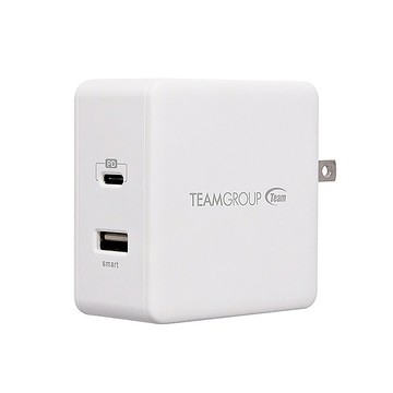Team 科技 急速旅行充電器(支援全電壓)TWD03