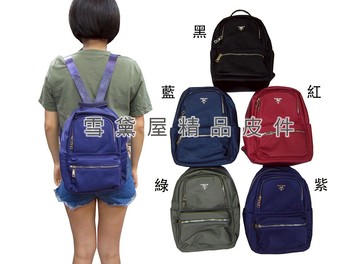 限時 滿3千賺10%點數↘ | ~雪黛屋~Volee 後背包進口中小型容量專櫃8吋平板超輕量防水水晶布+皮革材質隨身外出輕旅行BV03512663