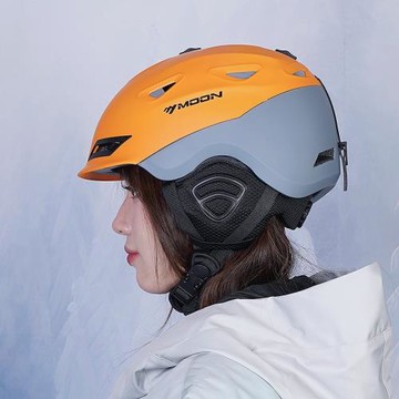 moon滑雪頭盔單雙板滑雪裝備護具男女保暖輕量化防撞專業滑雪帽盔