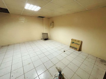 東信路/黃金店面/挑高4米7使用大/投資自用首選｜基隆市信義區東信路