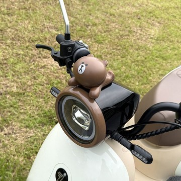 【臺灣-出貨】電動車擺件公仔裝飾小配件九號雅迪臺鈴愛瑪電瓶車改造可愛配飾