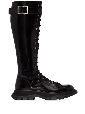 Alexander McQueen - Tread lace-up leather boots - women - Calf Leather/Calf Leather/Rubber - 39 - Black