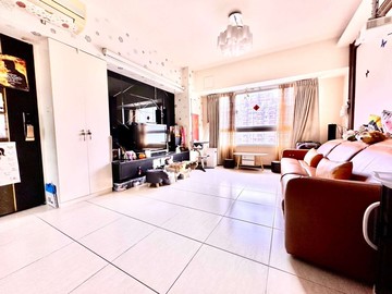 左營高鐵｜採光大三房車位(姿)｜高雄市左營區民族一路