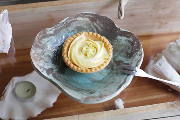 純手捏綠色石紋陶瓷不規則形陶盤/深盤/燭台/苔球盤/點心盤