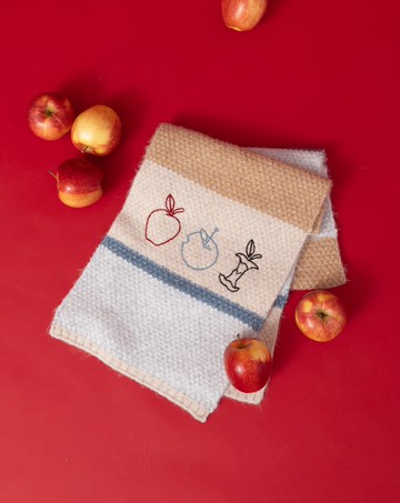 迪士尼系列 just one bite寬條紋跳色圍巾(兩色)