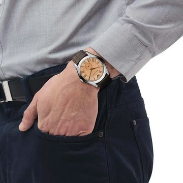 【Armani 亞曼尼】AR1704 羅馬數字時標 獨立小秒針 皮革 石英錶