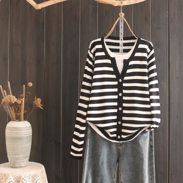 假兩件大碼女裝春秋裝胖mm寬松條紋上衣T恤微胖潮長袖紐扣針織衫