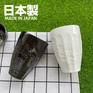 現貨 日本製 美濃燒 情侶陶瓷對杯 黑色 白色｜水杯 陶瓷杯 情侶杯 酒杯 日式茶杯 新婚賀禮 入厝里 日本進口