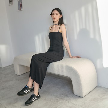 平口辣妹修身美型長裙(黑色)-女