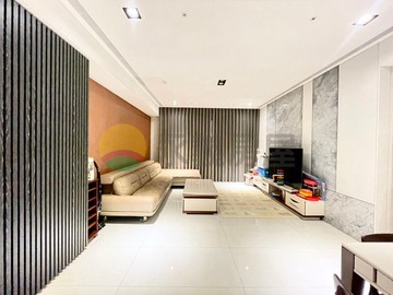 ¥美術館悅龍灣高質感臻品四房平車｜高雄市鼓山區龍水二路