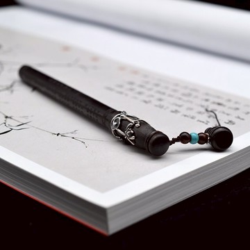 黑檀鑲嵌純銀做舊文藝立體雕刻心經流蘇簽字筆 可換芯 配布袋1入