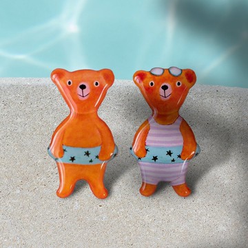 橘色泰迪熊海邊胸針【泳裝/浮環】