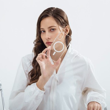 iPhone 17 Cryst M 超輕薄不發黃透明手機殼（十年泛黃保固） Pro