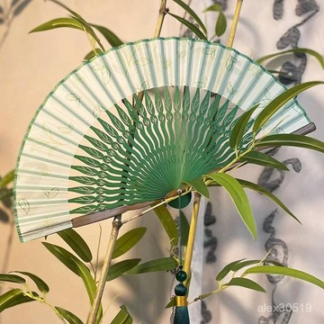 臺灣出貨📦複古風折疊送禮品折扇子漢服夏季便攜帶女扇淺綠色跳舞旂袍手工扇