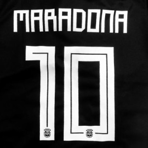 子供用 K041 19 アルゼンチン Maradona 10 マラドーナ 黒水 ゲームシャツ パンツ付 サッカー キッズ ジュニア ユニフォーム 上下セット 通販 Lineポイント最大1 0 Get Lineショッピング