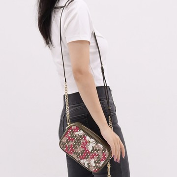 MICHAEL KORS CROSSBODIES 蝴蝶鉚釘雙層迷你相機包.橄欖綠