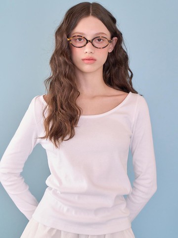 Base U-neck T-shirt [Ivory]