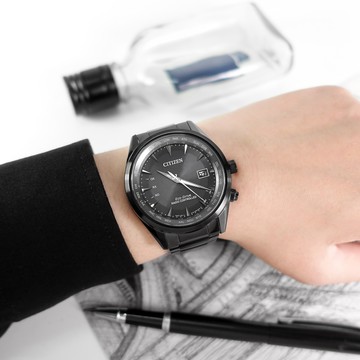 CITIZEN 星辰表 / CB0275-83E / 亞洲限定款 光動能 萬年曆 電波錶 藍寶石水晶玻璃  灰x鍍黑 43mm