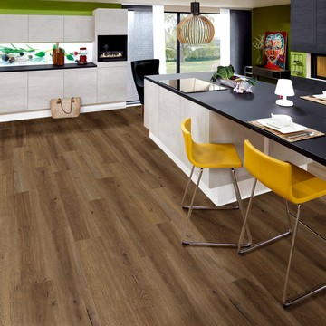 特力屋 彈性石塑SPC防水地板深橡0.5坪 K70050 (安全無毒 防水耐磨 防焰耐燃 DIY免膠免釘 防水地板 卡扣地板 台灣製造)