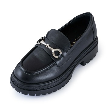 DIANA 舒適俐落馬銜釦真皮樂福厚底鞋 黑色 #54778