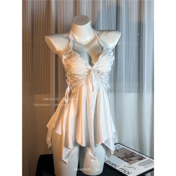 鄭大嘻 純愛小蠻腰·性感女睡衣冰絲吊帶蝴蝶睡裙高級蕾絲帶胸墊