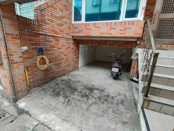 降價低於行情南園二路前院停車透天｜桃園市中壢區南園二路