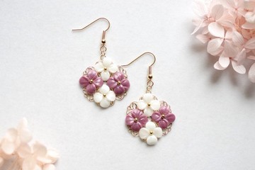 黏土藝術 繡球花耳環・嬉遊