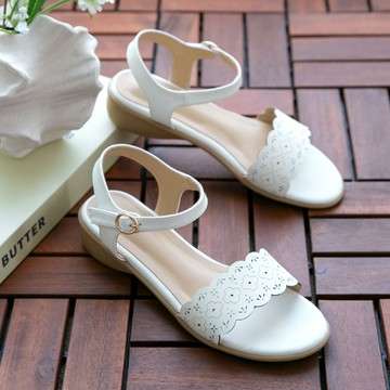 韓國 PINKELEPHANT - 花紋寬帶軟底輕量涼鞋(4cm)-白