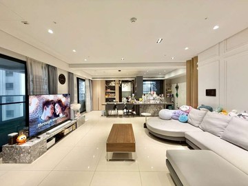 美術龍騰｜A1邊間｜雙主臥高檔裝潢豪邸+雙平車｜高雄市鼓山區明誠四路