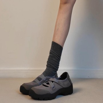 免運 開立發票 潮鞋 女鞋 單鞋 羊皮版~復古魔術貼圓頭瑪麗珍鞋子女淺口粗跟單鞋厚底休閑運動鞋