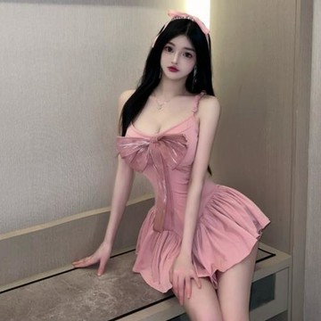 主播服裝女上鏡高級純欲風顯胸法式甜美蝴蝶結辣妹性感吊帶連衣裙