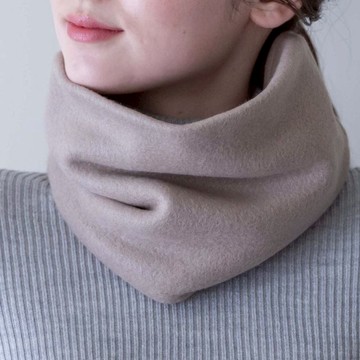 【預購】純蠶絲極柔保暖圍脖 卡其綠