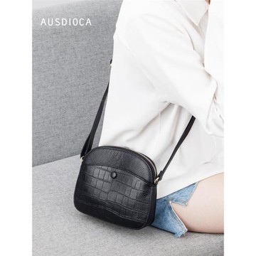 澳迪佳真皮女包2025新款洋氣軟皮小挎包時尚百搭鱷魚紋貝殼斜挎包