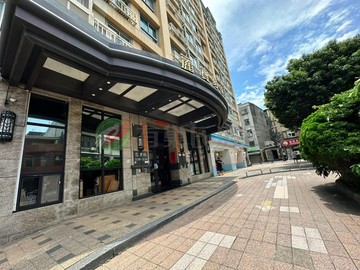 內壢前站忠孝商圈 有德雙語小學2房+車位｜桃園市中壢區忠孝路