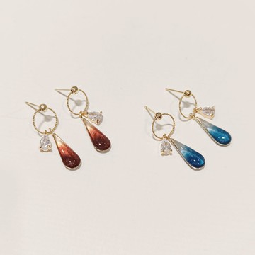 1KM日常小配角•小垂墜水滴造型耳環-3色