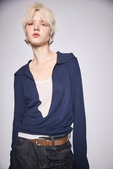 V領短版針織上衣