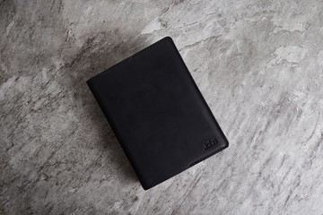 純正黑色皮革聖經套 – 適用任何尺寸的訂製書套