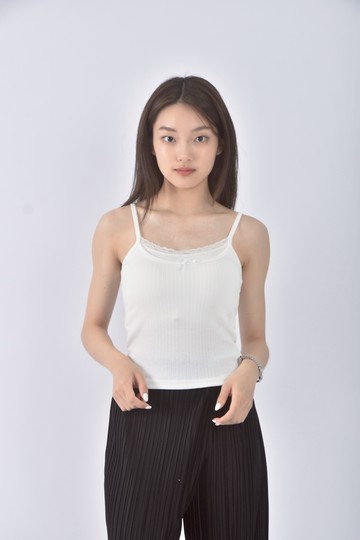 (S) 蝴蝶結白色上衣