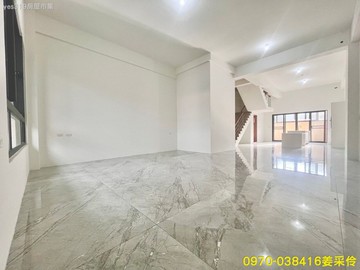 民雄農工雙車庫電梯別墅｜嘉義縣民雄鄉鴨母坔