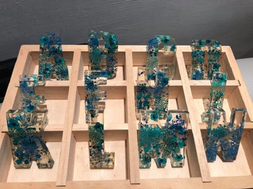 Oone_N_Only 現貨清貨系列: 押花英文字母鎖匙扣 (藍)