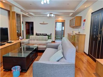 首都花園碧華國小旁電梯3房+車位｜新北市三重區溪尾街