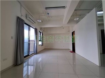 高鐵特區輕屋齡景觀3房｜高雄市左營區重平路